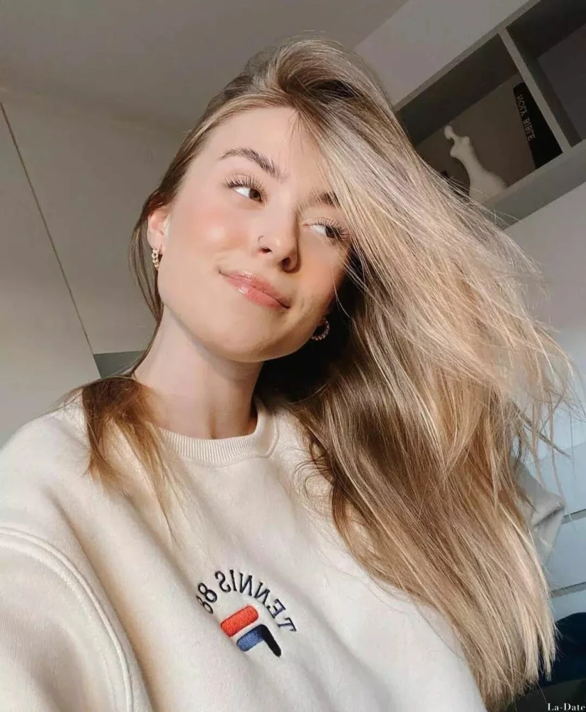 Aparecida Andreia, 26
