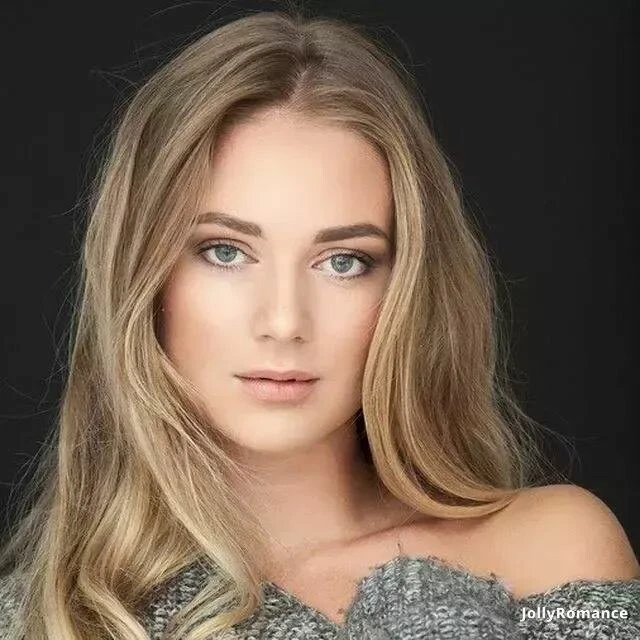Olga, 27